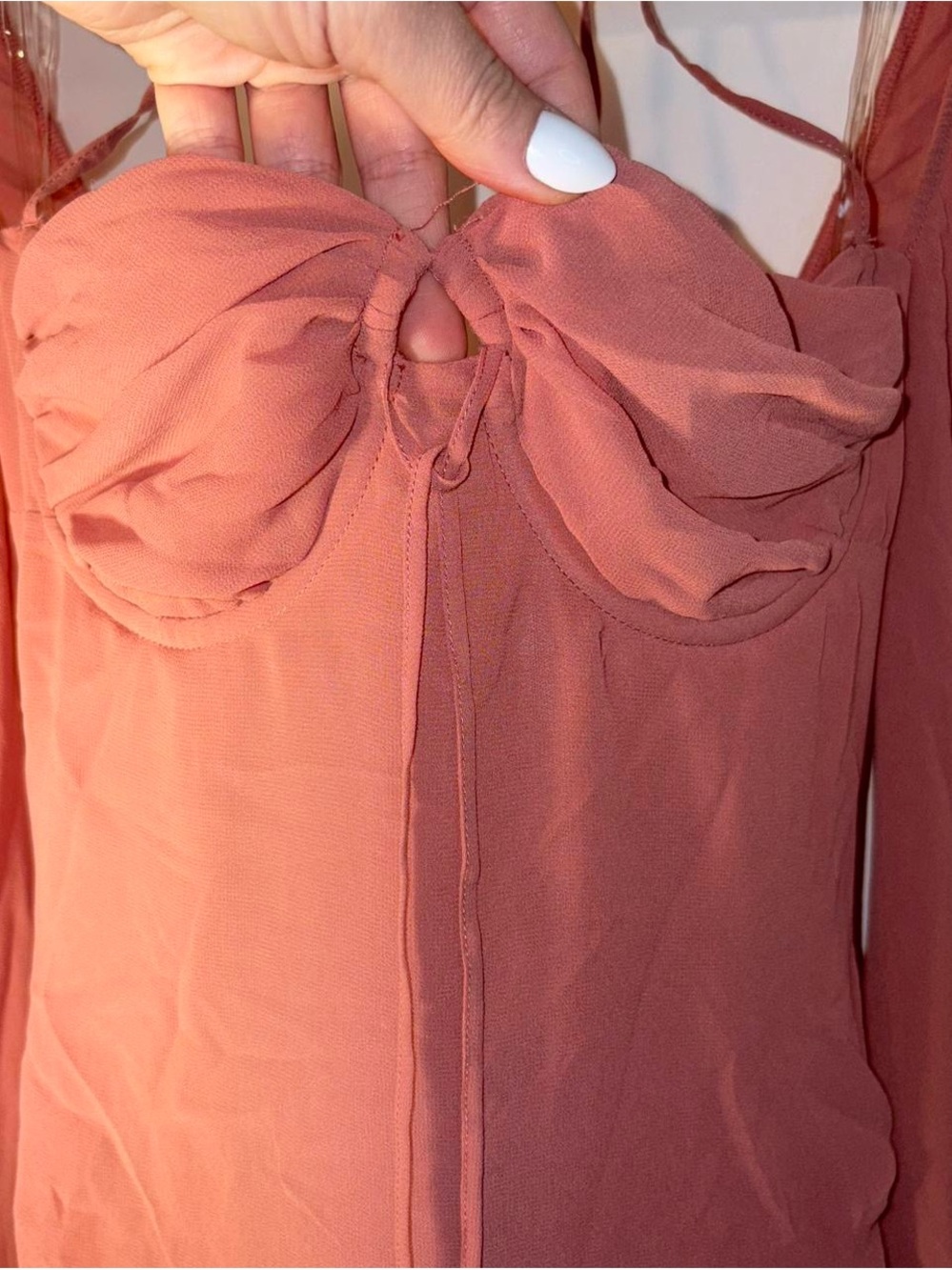 House of CB Dusky Rose Off-Shoulder Ruched Mini Dress - Picture 3 of 9